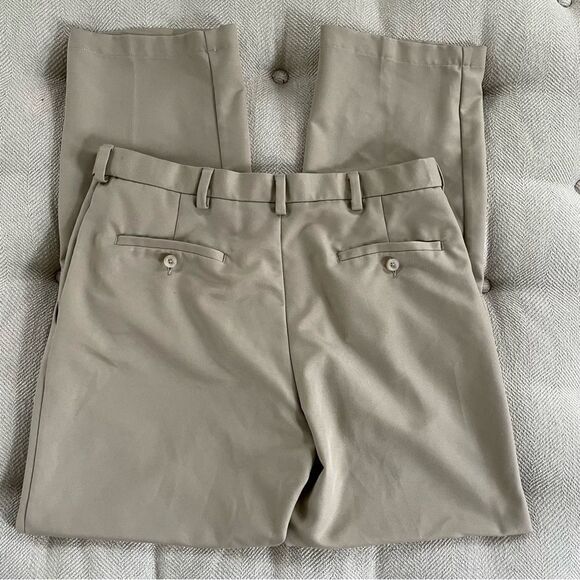 Haggar Mens Khaki Chino Pants Flat Front 34 x 32 - Picture 4 of 7
